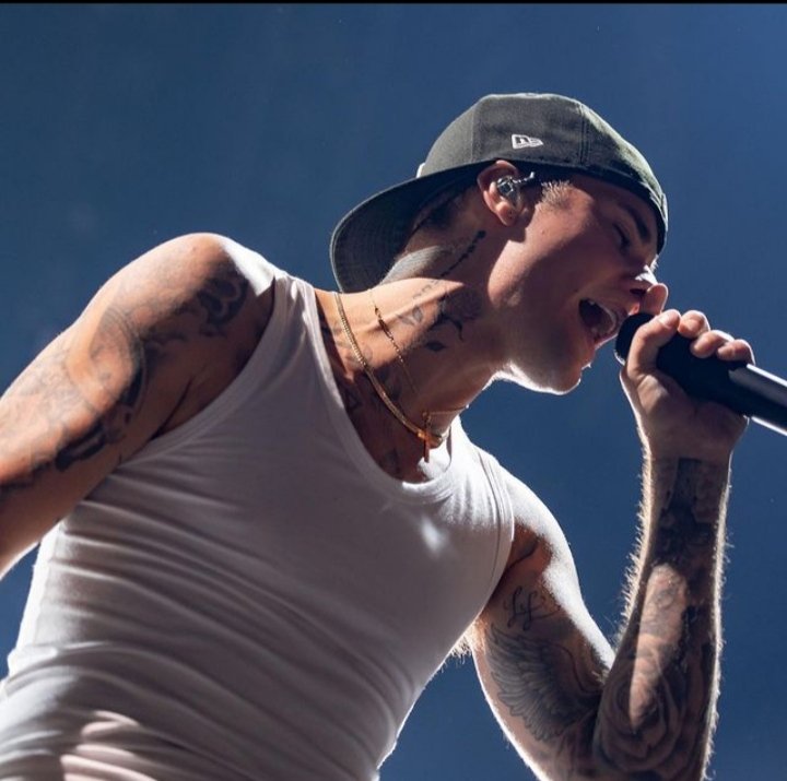 Lirik Lagu Intentions Justin Bieber ft Quavo Beserta Terjemahnya