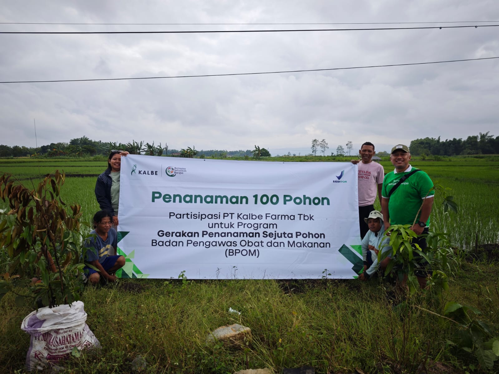 Tanam 600 Bibit Pohon di Wonogiri, Kalbe Konsisten Tingkatkan Kualitas Lingkungan