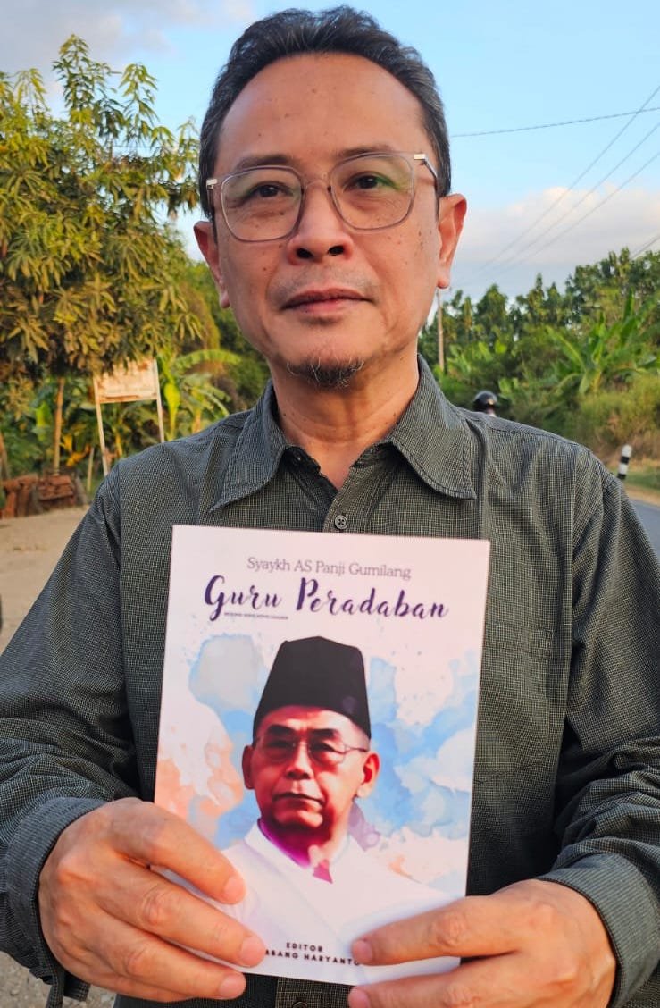 Hadirnya Buku: Kado Untuk Guru Peradaban 