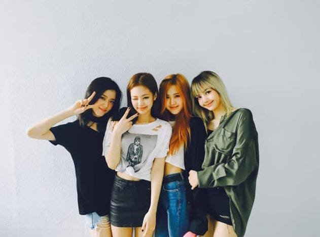 Lirik Lagu Playing With Fire - BLACKPINK Beserta Terjemahannya