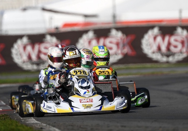 Qarrar Firhand Beri Kado Perpisahan Mewah, Juarai Heat 1 Balap WSK di Sirkuit Viterbo Italia