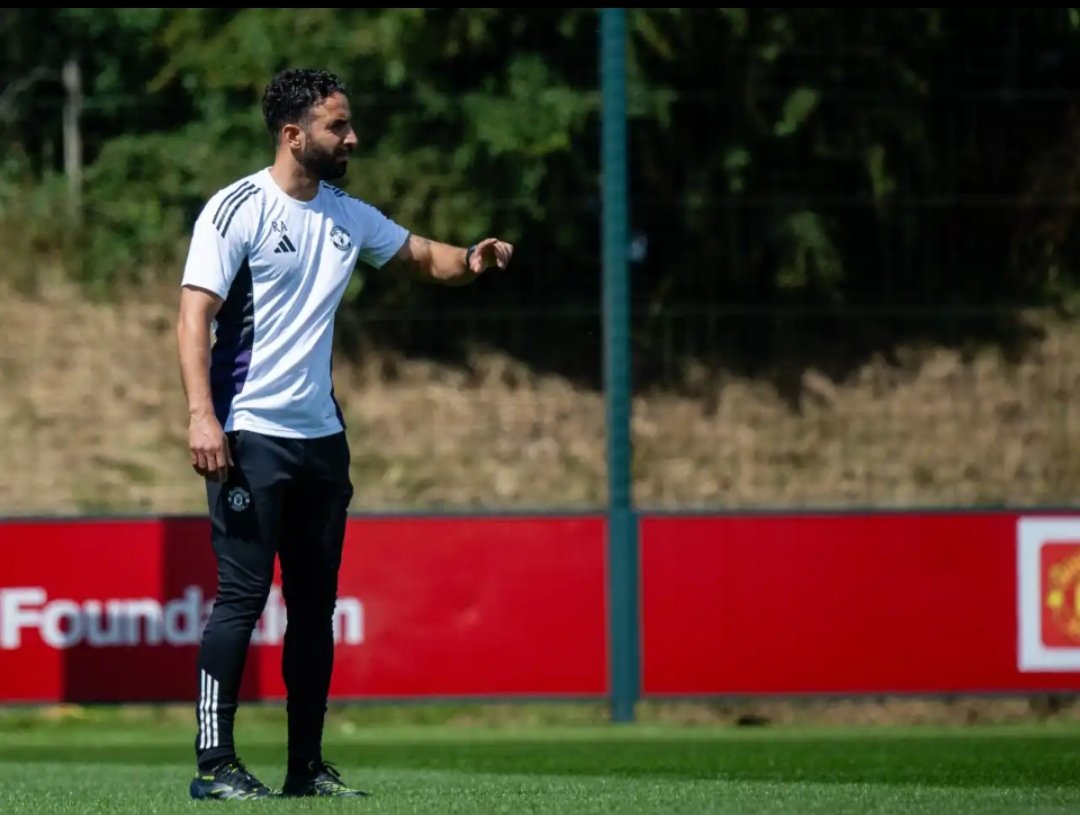 Waktu Persiapan Makin Mepet, Amorim Justru Masih Hadapi Masalah Pelik di Manchester United 