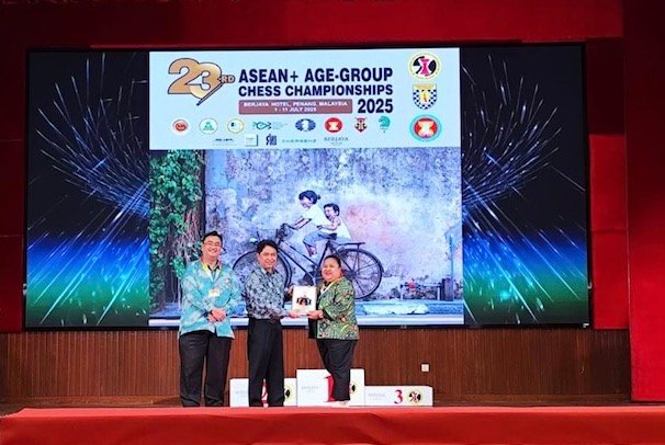 JAPFA Terima Penghargaan dari ASEAN Chess Confederation (ACC) di Penang Malaysia