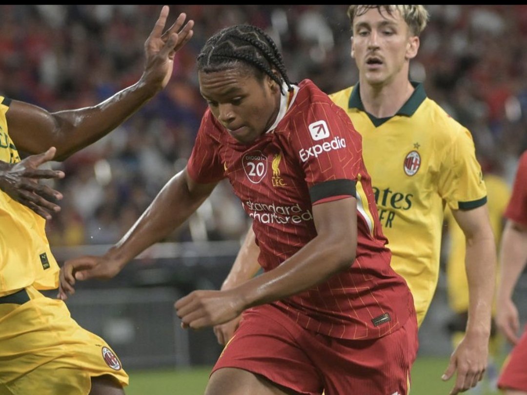 Liverpool Kalah dari Milan, tapi Slot Boleh Senang karena Dapat 'Mutiara'