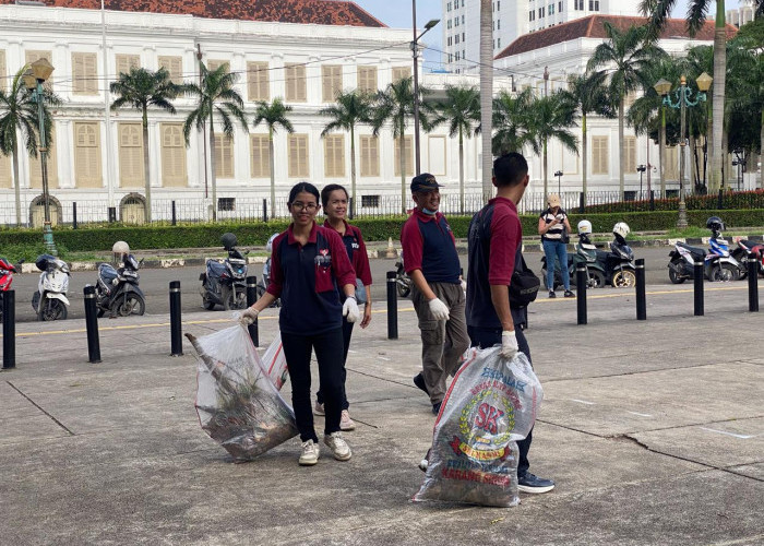 Hari Peduli Sampah Nasional, Artha  Graha Peduli dan Hotel Borobudur Laksanakan Gerakan ASRI Serentak
