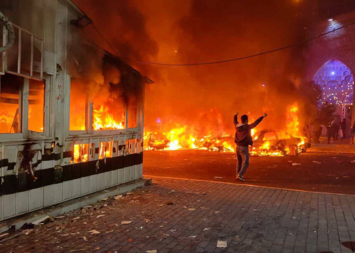 Kerusuhan di Iran: Staf Medis Bahkan Tak Bisa Beri CPR