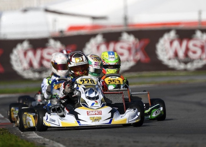 Qarrar Firhand Beri Kado Perpisahan Mewah, Juarai Heat 1 Balap WSK di Sirkuit Viterbo Italia