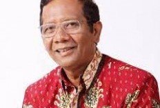 Sah, Jokowi Tunjuk Mahfud MD Menjadi Plt. Menteri PANRB sampai Adanya Definitif   
