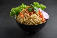 Dibalik Kelezatannya, Ini Bahaya Mie Instan yang Perlu Kalian Ketahui