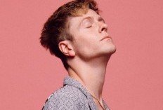 Lirik Lagu  Smile oleh Johnny Stimson Beserta Terjemahnya