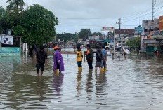 Banjir Dua Meter Kepung Lima Kecamatan di Bengkulu
